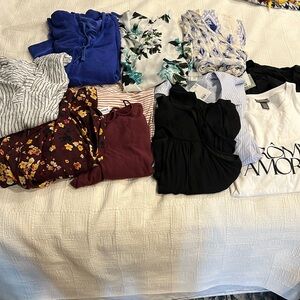 2x/3x Bundle of Women’s Tops
